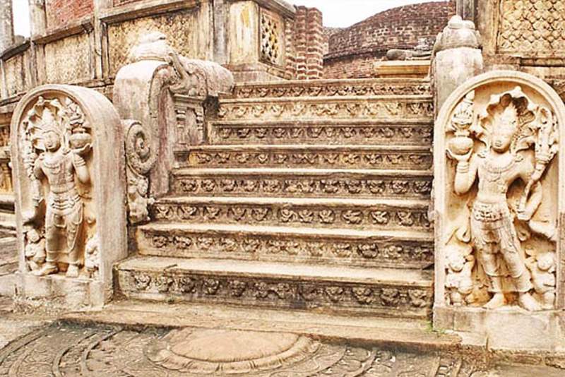 Anuradhapura Day Tour3 of muthulankatours
