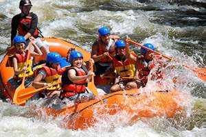 taxi service in kandy to WHITE WATER RAFTING KITULGALA