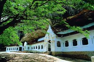 taxi service in kandy to dabulla